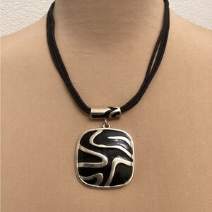 Vintage Black and Silver Necklace